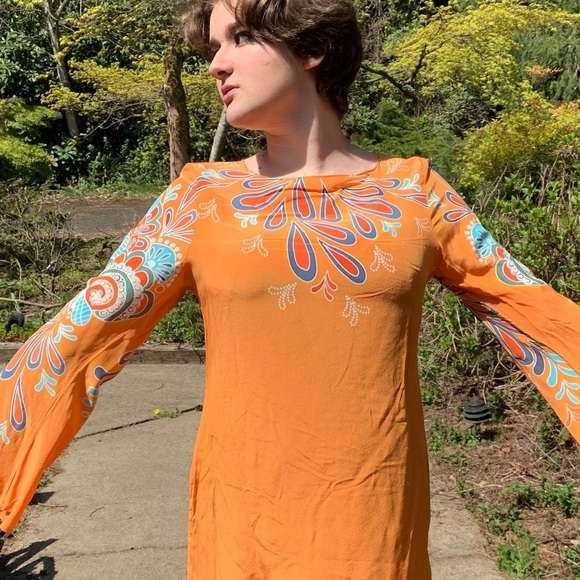 Noor Arfa Malasia Batik 100% Silk Bell Sleeve Tunic Top‎ Festival Boho - Picture 2 of 10